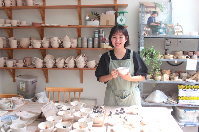 Ngẫu hứng mở xưởng gốm, cô gái Hàn được bạn trẻ Việt đón nhận nồng nhiệt- Ảnh 1.