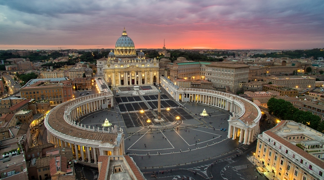 Một số điểm đến hấp dẫn khi du lịch Vatican, quốc gia nhỏ nhất thế giới- Ảnh 2.