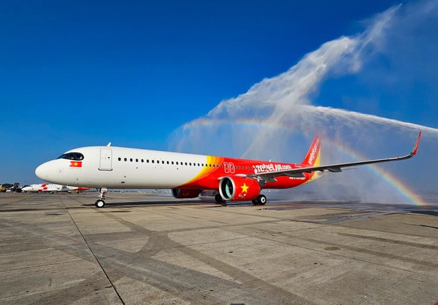 Ngày đầu năm mới Vietjet nhận tàu bay mới- Ảnh 2.