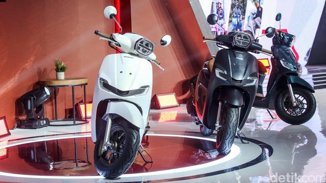 Vừa tung ra đã hút khách mua, Honda Stylo 160 'phả hơi nóng' vào Yamaha Grande- Ảnh 2.