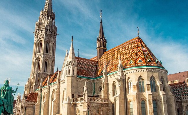 Khám phá những điều thú vị tại Budapest, Hungary: Thủ đô cổ kính bên bờ sông Danube- Ảnh 3.