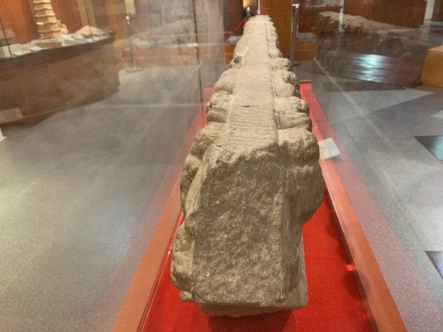 Bảo vật quốc gia 'Thành bậc lan can' - tinh hoa nghệ thuật điêu khắc thời Lý- Ảnh 1.
