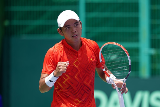 Lý Hoàng Nam bùng nổ đánh bại tay vợt Nam Phi ở play-off Davis Cup- Ảnh 1.