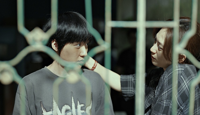 Phim 'Mai' của Trấn Thành bất ngờ tung poster làm 'nóng' mạng xã hội- Ảnh 3.