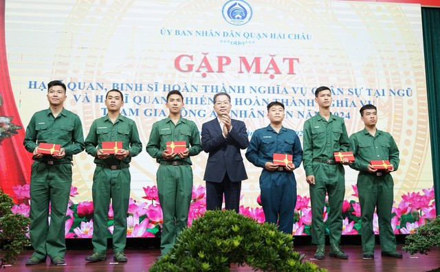 Bí thư Thành ủy Đà Nẵng: 'Đảm bảo việc làm cho thanh niên hoàn thành nghĩa vụ quân sự'- Ảnh 2.