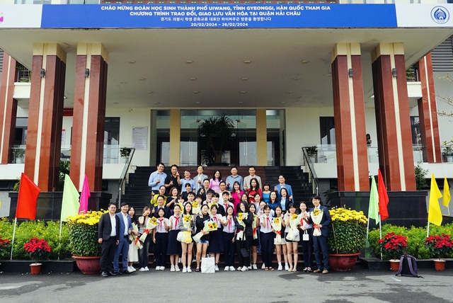 Học sinh Hàn Quốc trải nghiệm văn hóa truyền thống, giáo dục Việt Nam tại TP.Đà Nẵng- Ảnh 2.