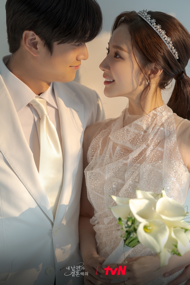 'Cô đi mà lấy chồng tôi' kết thúc viên mãn, Park Min Young lộng lẫy trong đám cưới- Ảnh 3.