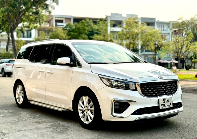 Chọn Kia Sedona cũ hay Toyota Innova mới cho gia đình?- Ảnh 1.