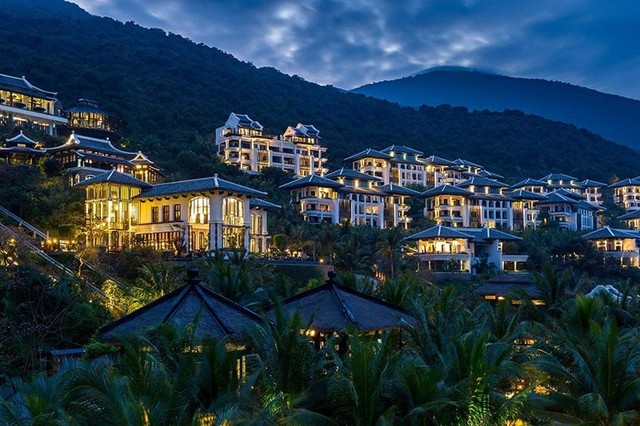 Nơi nghỉ dưỡng đẹp và sang bậc nhất Việt Nam cho kỳ nghỉ sắp tới của bạn- Ảnh 2.