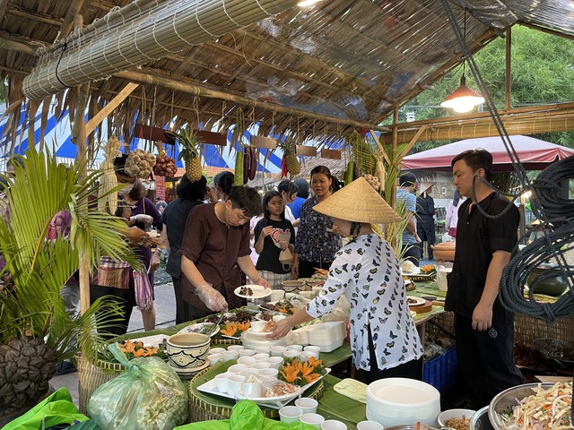 Lễ hội Văn hóa Ẩm thực, món ngon Saigontourist Group 2024- Ảnh 2.