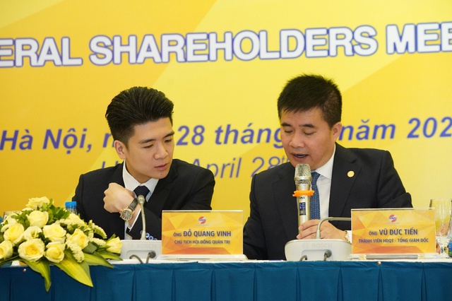 Con trai bầu Hiển, ông Đỗ Quang Vinh sẽ chi hơn 86 tỉ mua cổ phiếu SHS- Ảnh 1.