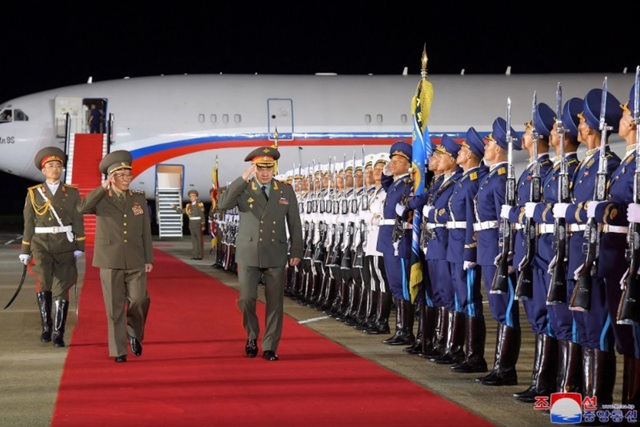 Quan chức Mỹ - Trung bàn về mối quan hệ quân sự Nga - Triều Tiên- Ảnh 1.