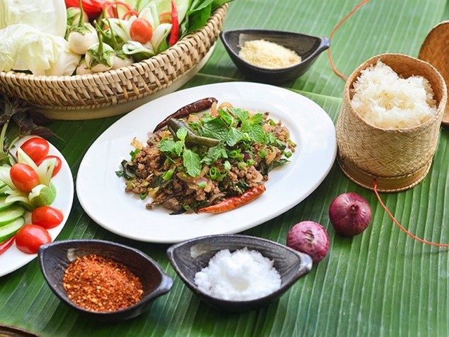 Văn hóa ẩm thực độc đáo của Lào có thể bạn chưa biết- Ảnh 1.