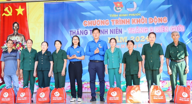 Tháng Thanh niên: Nhiều phần việc ý nghĩa của người trẻ ở vùng biên giới- Ảnh 1.