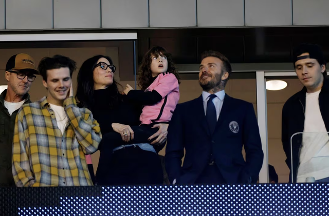 David Beckham gây thắc mắc khi không ăn mừng bàn thắng của Messi- Ảnh 1.