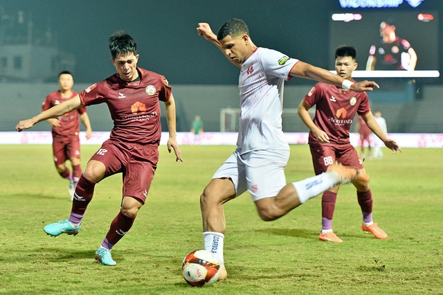 Lịch thi đấu, xem trực tiếp vòng 11 V-League hôm nay (27.2): HLV Kiatisak ‘đại chiến’ ông Popov- Ảnh 2.