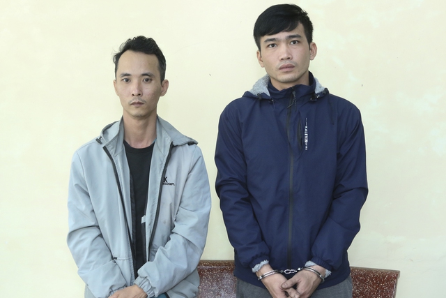 Khám xét bệnh viện tại Quảng Bình: Bắt 2 nhân viên giặt là tàng trữ ma túy- Ảnh 1.