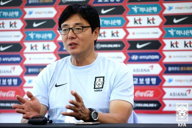 Lộ lý do đội tuyển Hàn Quốc chọn HLV Hwang Sun-hong thay vì ông Park Hang-seo- Ảnh 1.