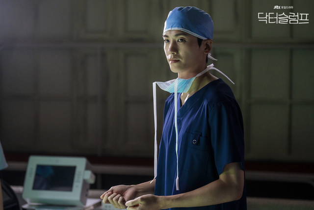 Park Hyung Sik và Park Shin Hye ăn ý, rating 'Nốt trầm đời bác sĩ' tăng mạnh- Ảnh 5.