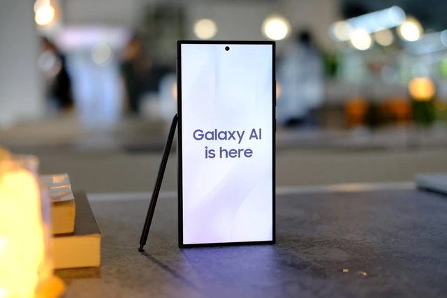 Theo những gì được Samsung chia sẻ, Galaxy S24 Series vẫn là mẫu thiết bị duy nhất sở hữu trọn bộ các tính năng Galaxy AI