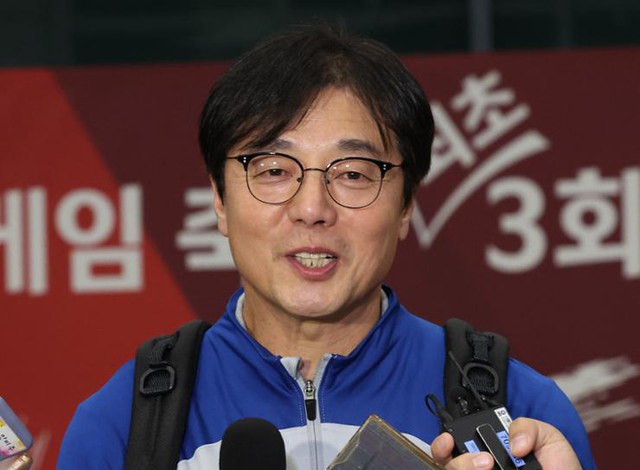 Báo Hàn Quốc: ‘Ông Chung Hae-sung đã vượt thẩm quyền, phớt lờ KFA để chọn HLV mới’- Ảnh 3.