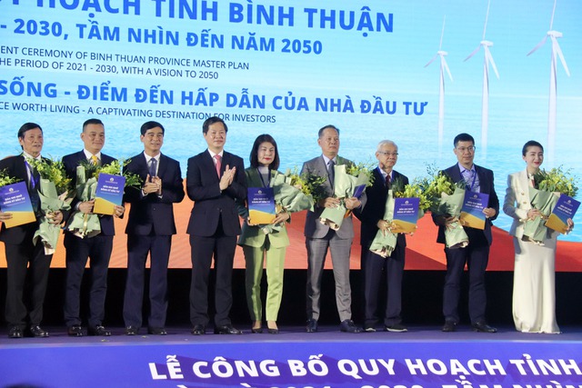 Bình Thuận phát huy lợi thế nắng và gió để phát triển năng lượng sạch- Ảnh 6.