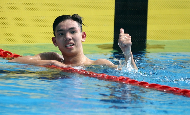 Kình ngư Nguyễn Huy Hoàng giành HCV, phá tiếp kỷ lục ở giải bơi các nhóm tuổi châu Á- Ảnh 1.