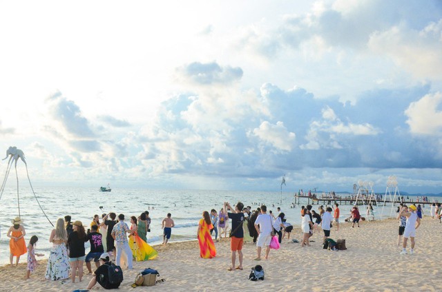 Phát triển Phú Quốc thành trở thành đô thị biển - đảo đạt chuẩn loại 1- Ảnh 3.