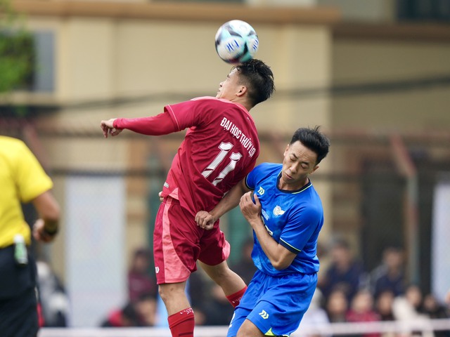 Trước trận 'chung kết bảng', tiền đạo ĐH TDTT Bắc Ninh e ngại nhất cầu thủ này của ĐH Thủy Lợi- Ảnh 5.