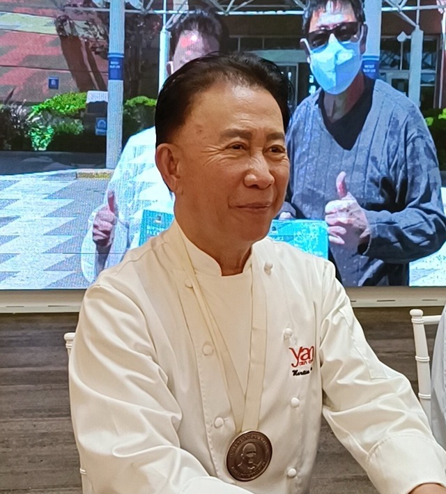 Vua bếp 'Yan Can Cook' trở lại Việt Nam, tiết lộ cuộc sống ở tuổi U.80- Ảnh 4.