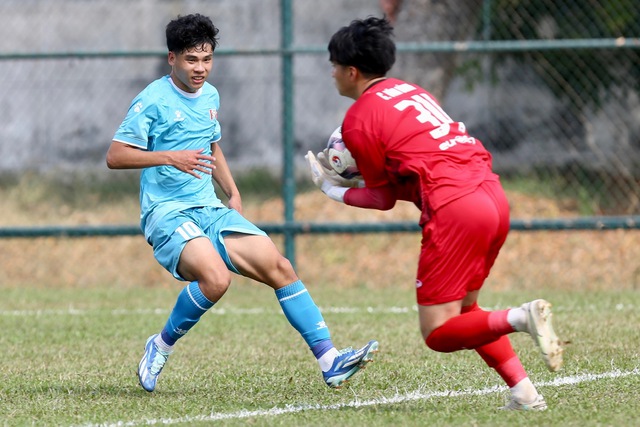 Nâng chất nhờ nhân sự mạnh từ V-League, U.19 SLNA loại PVF, hiên ngang vào bán kết- Ảnh 3.