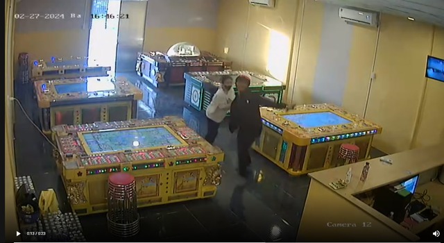Bình Thuận: Xác định được nghi can cầm dao đe dọa chủ tiệm game cướp tiền- Ảnh 1.