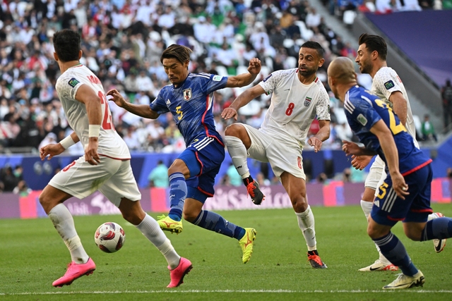 Để thua phút bù giờ cuối cùng, đội tuyển Nhật Bản gục ngã đau đớn trước Iran- Ảnh 2.