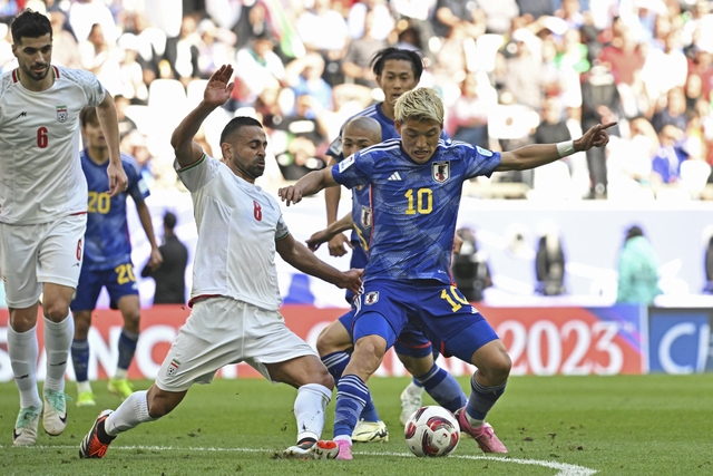 Để thua phút bù giờ cuối cùng, đội tuyển Nhật Bản gục ngã đau đớn trước Iran- Ảnh 1.