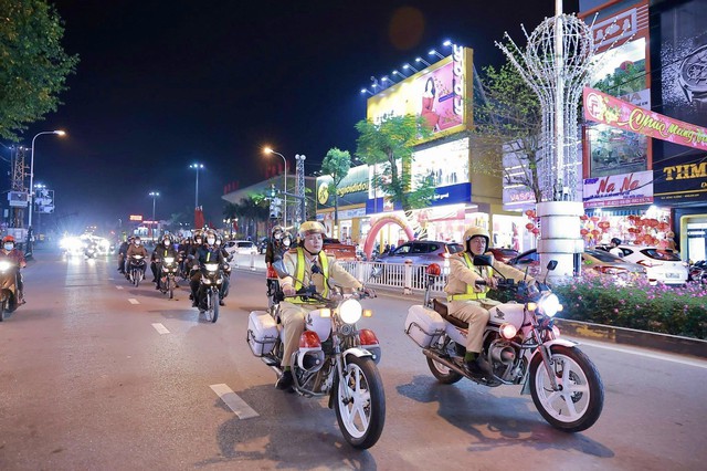 Công an tỉnh Quảng Trị lập nhiều tổ tuần tra tết 'phiên bản 141'- Ảnh 2.