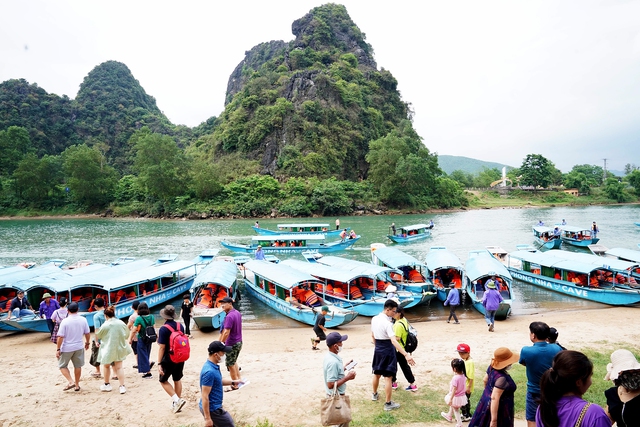 Xu hướng chơi tết hơn ăn tết- Ảnh 1.