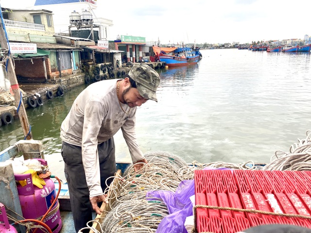 Ngư dân Quảng Ngãi bám biển xuyên tết ở Hoàng Sa- Ảnh 1.