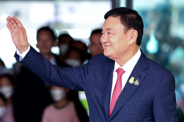 Cựu Thủ tướng Thaksin có nguy cơ bị truy tố tội xúc phạm hoàng gia Thái Lan- Ảnh 1.