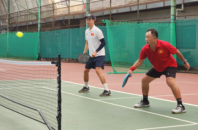 Cựu vô địch quần vợt Đỗ Minh Quân bất ngờ trước pickleball Việt Nam- Ảnh 6.