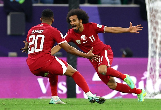 HLV đội tuyển Qatar: ‘Đây là khoảnh khắc hạnh phúc nhất trong sự nghiệp của tôi’- Ảnh 2.