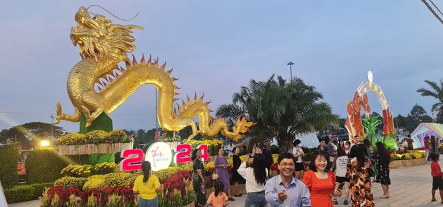 Vườn hoa xuân Ninh Thuận mở cửa đón người dân du xuân- Ảnh 3.