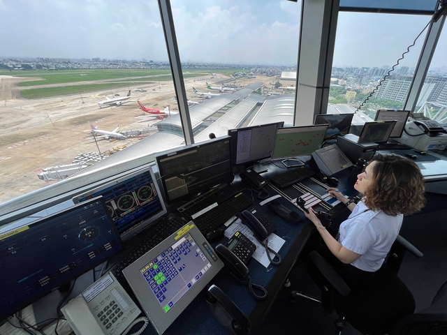 Tổng công ty Quản lý bay VN điều hành an toàn 756.996 lần chuyến bay năm 2023