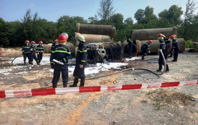 Quảng Nam: Điều tra ô tô bốc cháy tại bãi đất trống, 1 người tử vong- Ảnh 1.