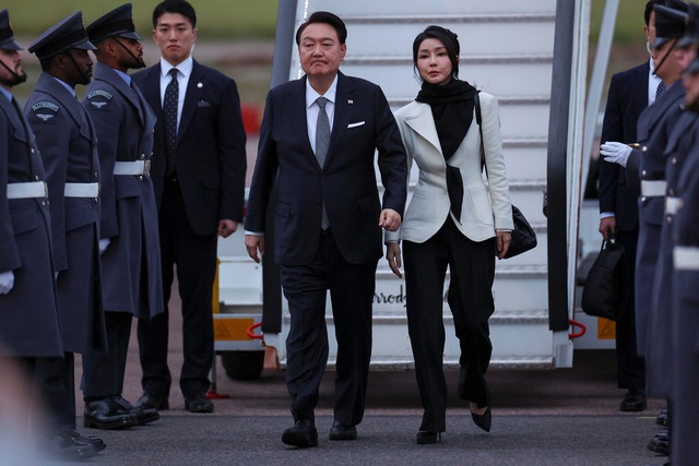Tổng thống Hàn Quốc lên tiếng về túi xách hàng hiệu của phu nhân- Ảnh 1.