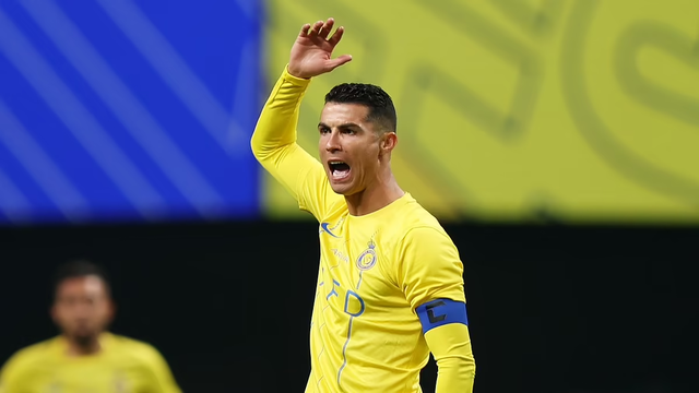 Ronaldo hứng chịu chỉ trích từ CĐV Ả Rập Xê Út với ‘cú đúp’ hành động xấu- Ảnh 2.