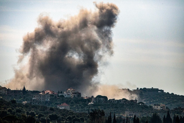 Hezbollah trả đũa, phóng rốc két dồn dập vào Israel?- Ảnh 1.