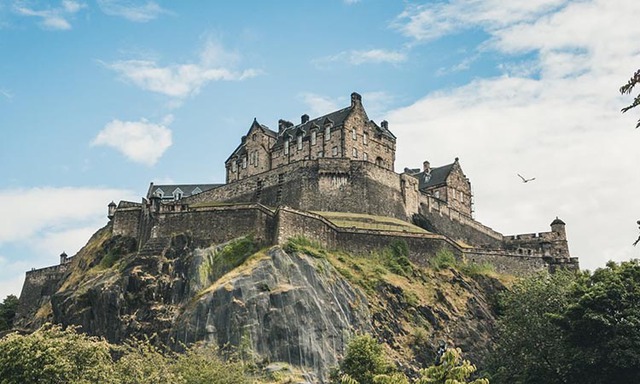 Scotland có gì nổi tiếng? Xem ngay 5 địa điểm du lịch kỳ thú tại đây- Ảnh 1.