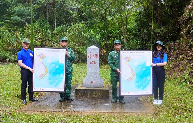 Kể chuyện cùng cột mốc chủ quyền- Ảnh 2.