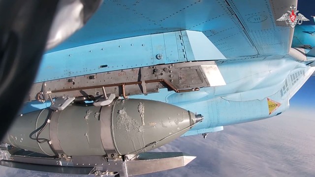 ‘Mổ xẻ’ lợi thế vũ khí hiện nay của Nga so với Ukraine- Ảnh 1.