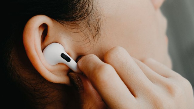 AirPods Pro sẽ có chế độ trợ thính mới trên iOS 18- Ảnh 1.